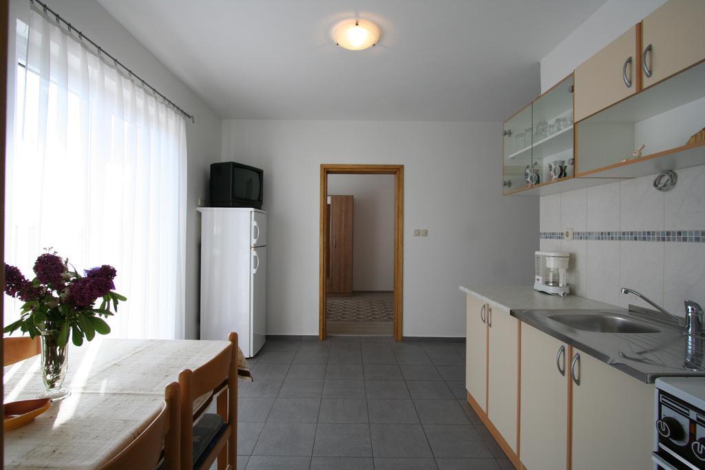 Apartments Mihalic Сило Экстерьер фото