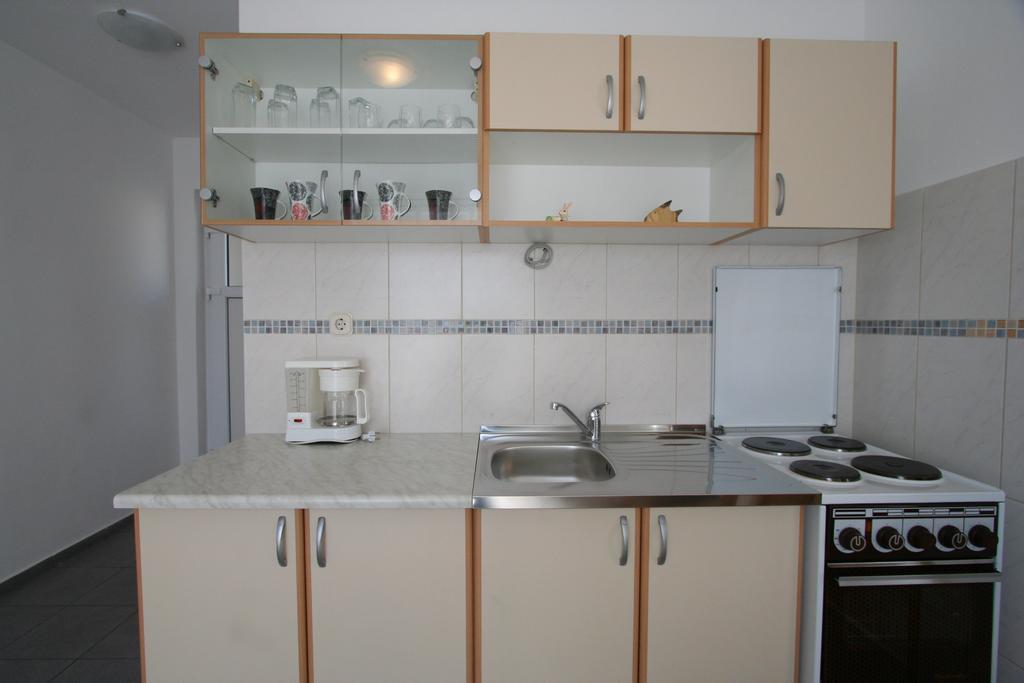 Apartments Mihalic Сило Экстерьер фото