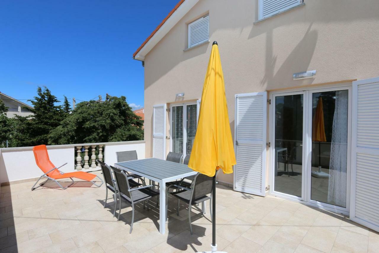 Apartments Mihalic Сило Экстерьер фото